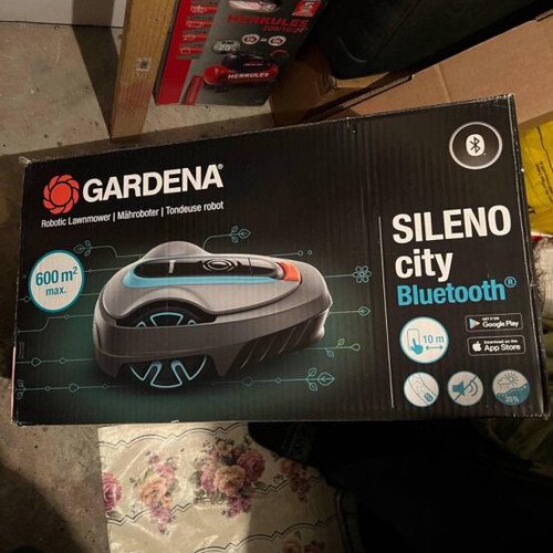 Gardena Sileno City robotic lawnmower Bluetooth new, 600 m²