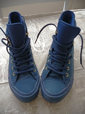 All Star ημιμποτο αδιάβροχα σαν καινούργια, μέγεθος 38, μπλε