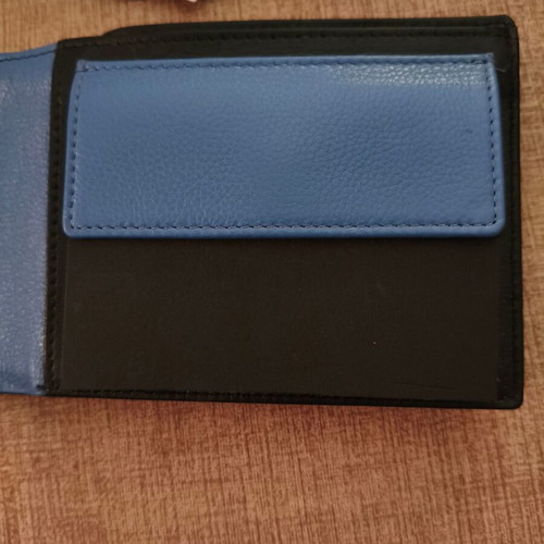 Pollini men's leather wallet new, black and blue