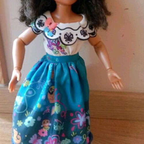 Disney Encanto Mirabel doll used with minor defects