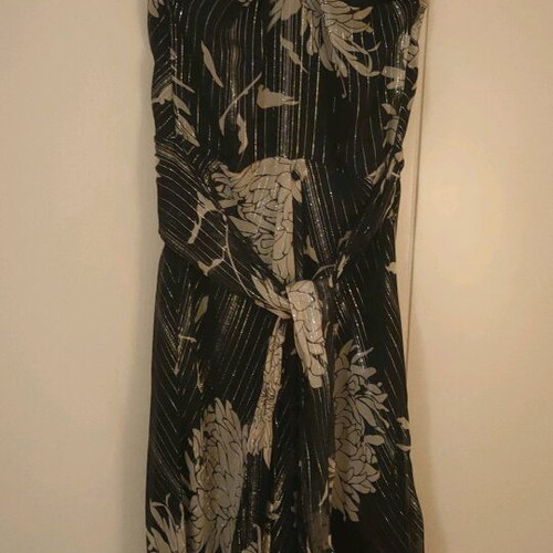 BCBZ Max Azria silk dress like new, black and silver