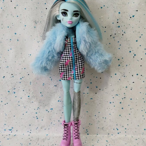 Monster High Frankie G4 incomplete doll like new