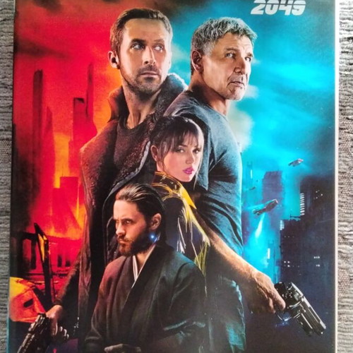 Blade Runner 2049 DVD used, action sci-fi thriller with subtitles