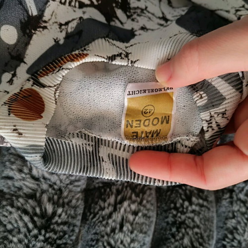 3/4 Sleeve Blouse like new, synthetic, white and yellow