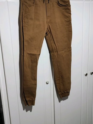 Men's jogger fit pants size M like new