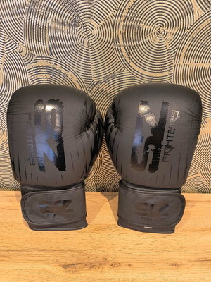 SZ Fighters Evolution Line boxing gloves new, genuine leather