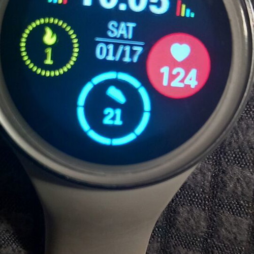 Smartwatch used with many functions