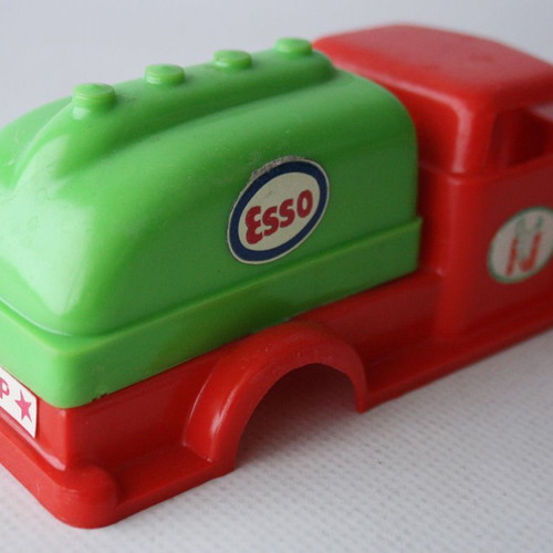 Vintage 70's Esso ελληνικό πλαστικό φορτηγό βυτίο πετρελαίου καινούργιο (μόνο σώμα) αχρησιμοποίητο