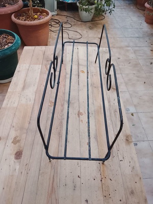 Βάσεις μεταλλικές για γλάστρες μεταχειρισμένες, 3 τεμάχια