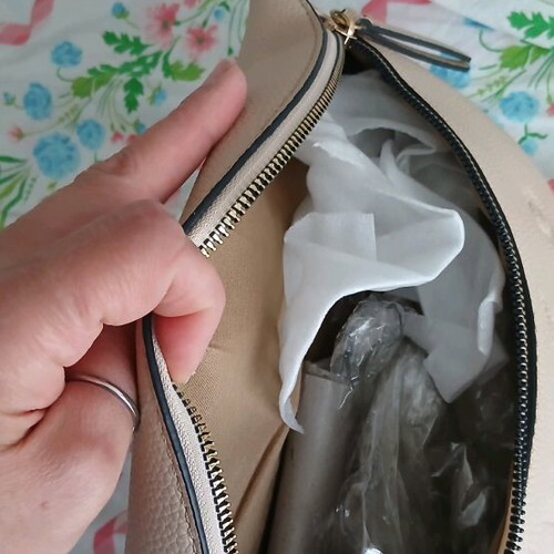 Beige banana bag like new