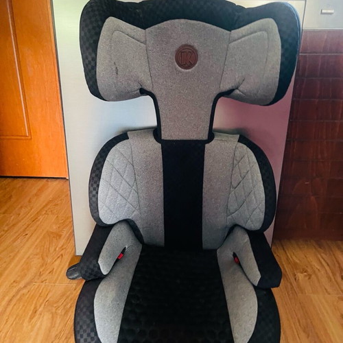 Child car seat 3 growth stages like new