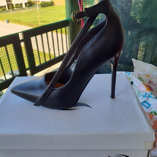 Pumps new size 37