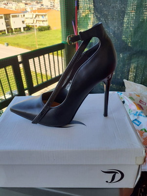 Pumps new size 37