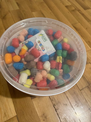 Playmais box like new, missing few pieces