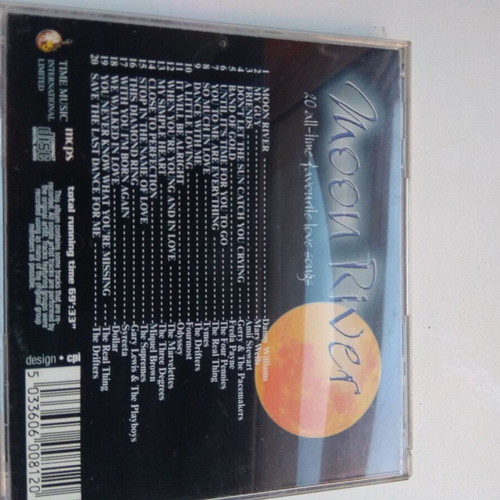 Moon River 20 All Time Favourite Love Songs CD like new