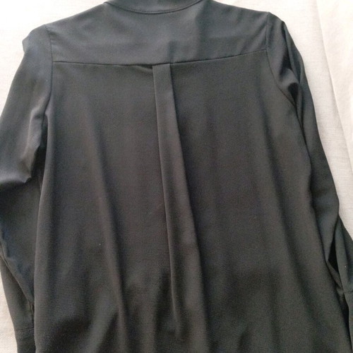 Italian crepe shirt slightly fitted like new, black