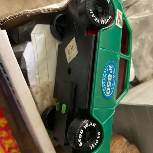Mini Cooper wind-up toy used, with some broken parts