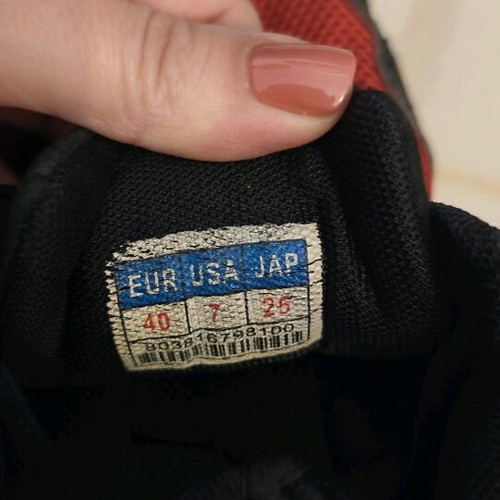Women's dance shoes used, size 40, black and red