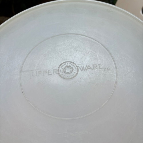 Round Taperware container vintage used from the 1970s