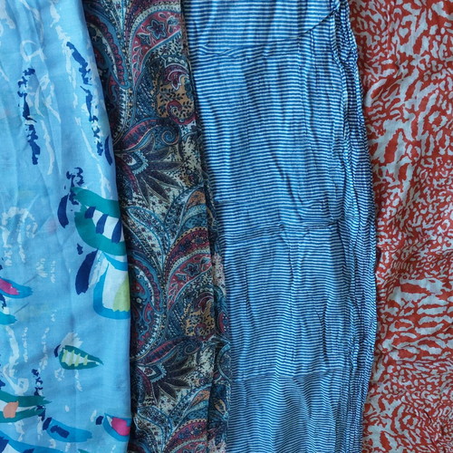 Scarves like new, pack of 13, multicolor, various qualities