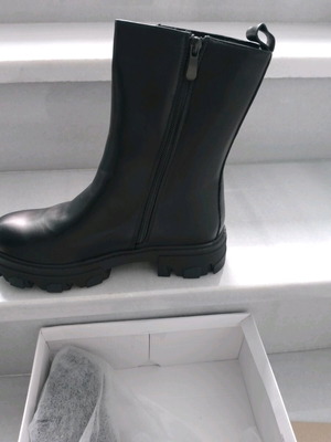 Women's ankle boots new black size 40