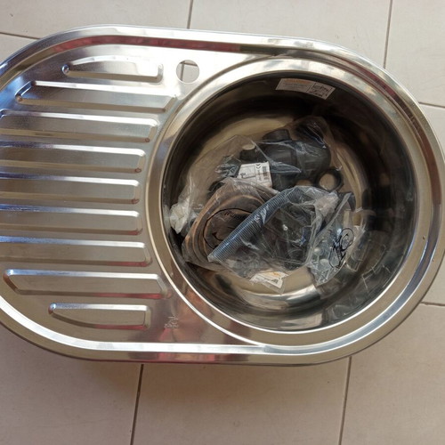 Stainless Steel Oval Sink new, 77x50cm