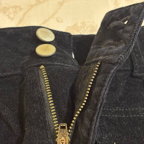 Black corduroy skirt like new with pockets, size S