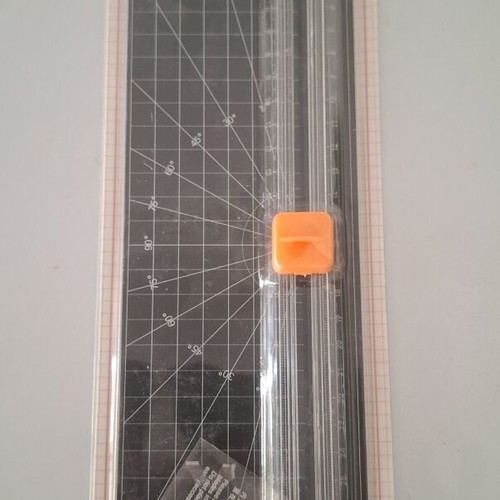 Paper Cutter A4 with Cutting Guide new, sealed