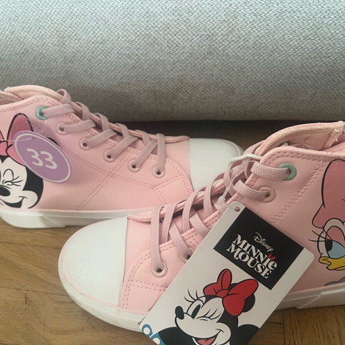 Παπούτσια Minnie Mouse και Daisy αθλητικά καινούργια, μέγεθος 33, ροζ