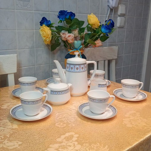 Chinese porcelain tea set like new with gold accents