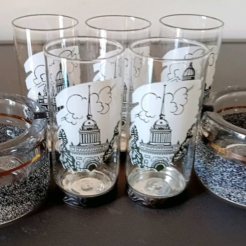 Ouzo Glasses and Ashtrays vintage, like new set of 5 glasses and 2 ashtrays