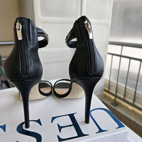 Guess leather sandals size 39 like new, black