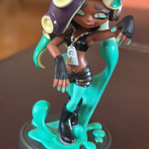 Marina Amiibo figure