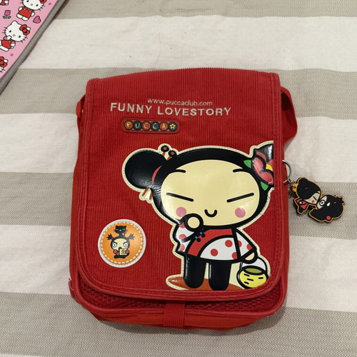 Pucca Funny Lovestory crossbody bag red like new
