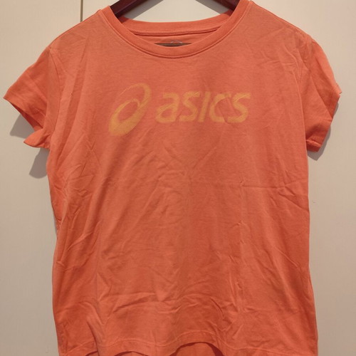 Asics coral T-shirt medium used