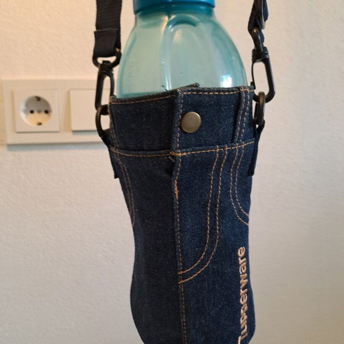 Tupperware Jeans bag for 1L and 750ml bottles like new