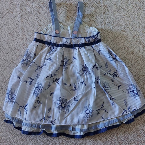 Dress Marasil used for 12 months adjustable straps