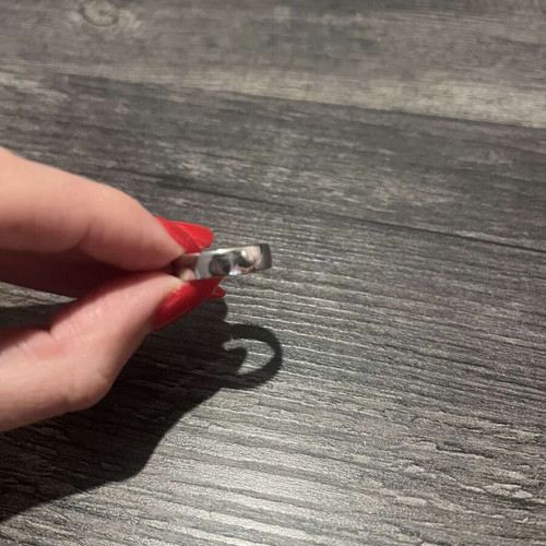 Silver ring brand new in excellent condition