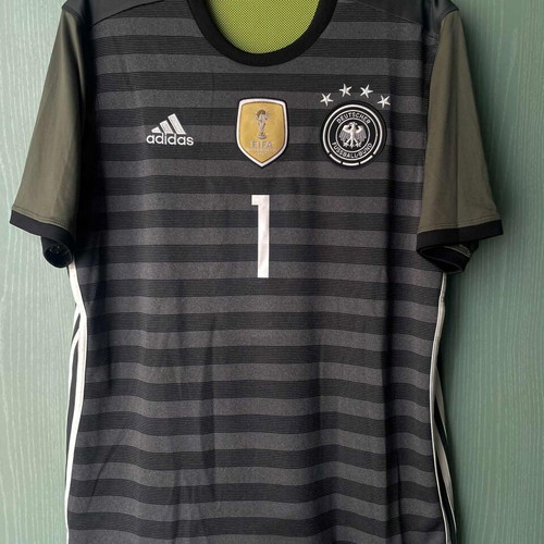 Neuer Germany Football Jersey Large Size New Authentic