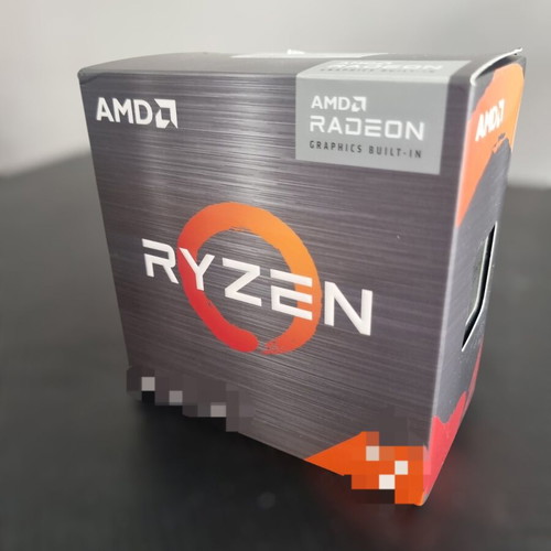 AMD Ryzen 3 2200G like new with genuine cooler