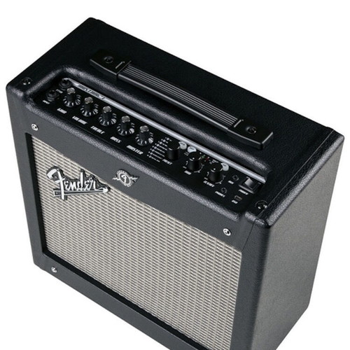 Electric guitar Yamaha ERG 121U and Fender Mustang IV2 20W amplifier like new
