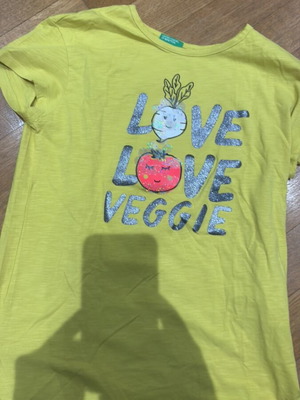 Girls' T-shirts like new, various