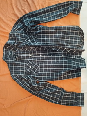Men's shirt medium black and white like new