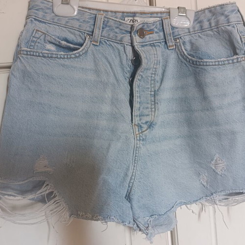 Zara denim shorts new, size 38, blue