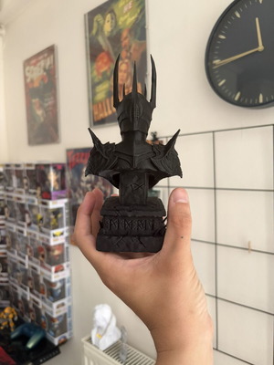 Sauron bust like new