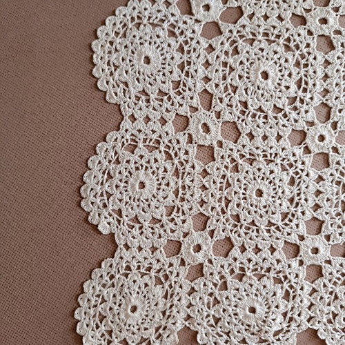 Handmade embroidery like new, set of 7 pieces