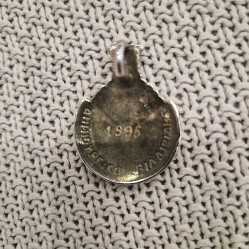 Pendant collectible piece 1995 used