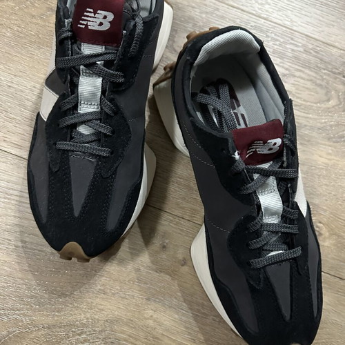 New Balance 327 sneakers size 38, black