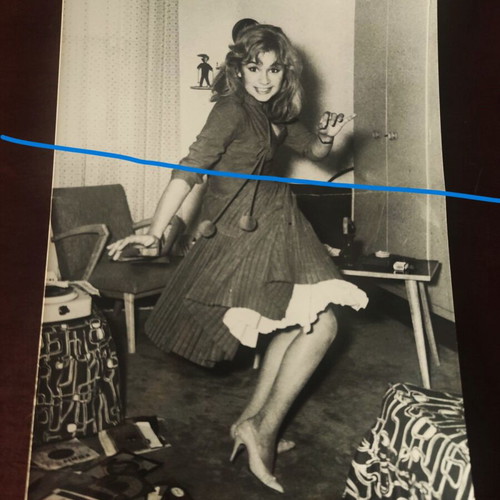 Aliki Vougiouklaki Authentic Photo 13x18 cm Like New