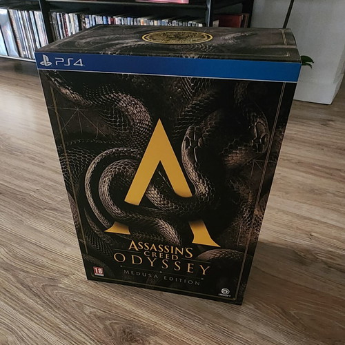 Assassins Creed PS4 collector edition box